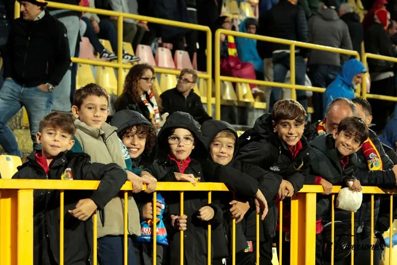 Tifosi Distinti